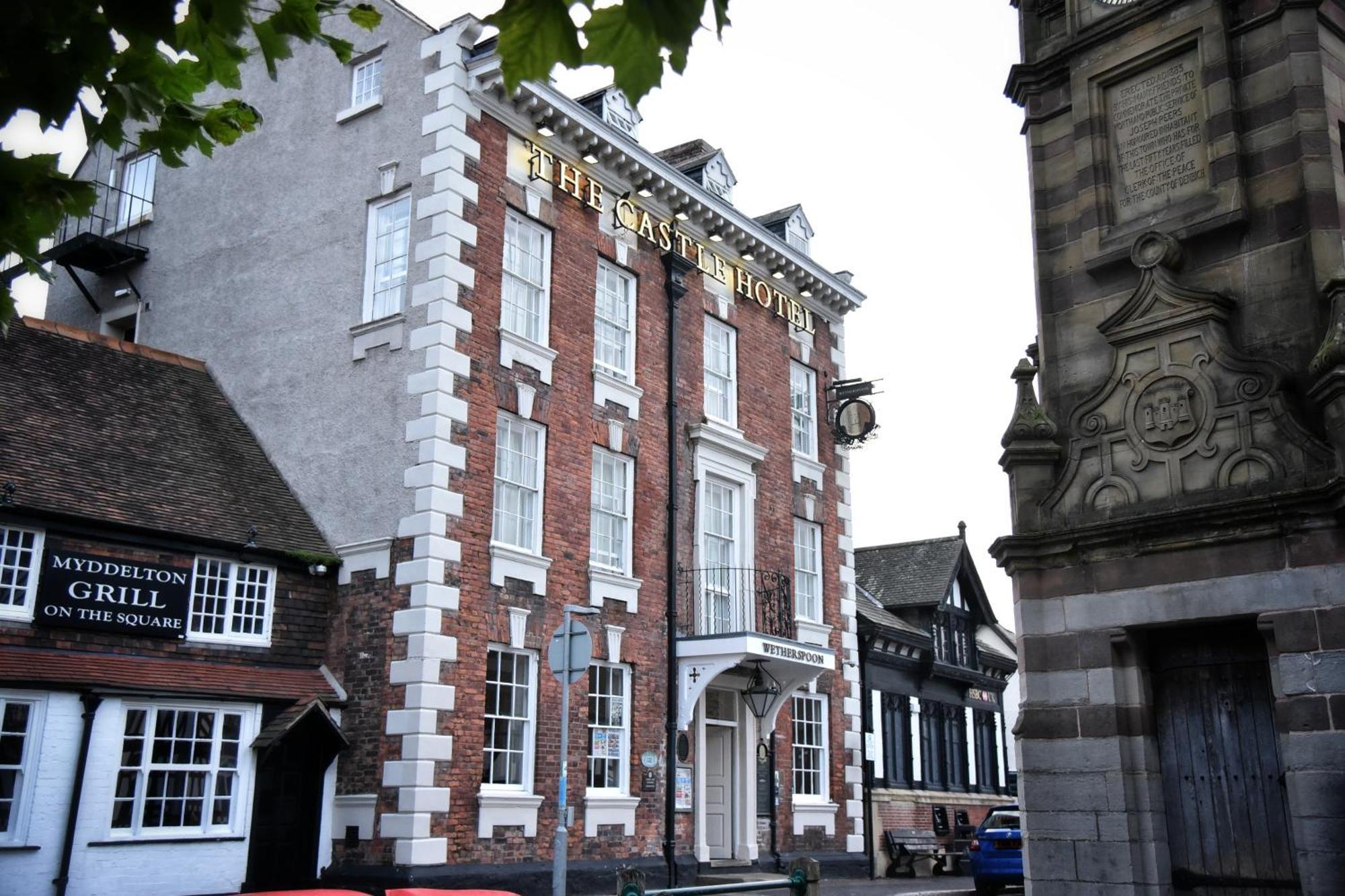 The Castle Hotel Wetherspoon Ruthin Extérieur photo